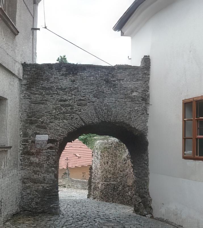 10. Městské opevnění, soubor, rejstř. č. 25790/4-2924, město Horažďovice