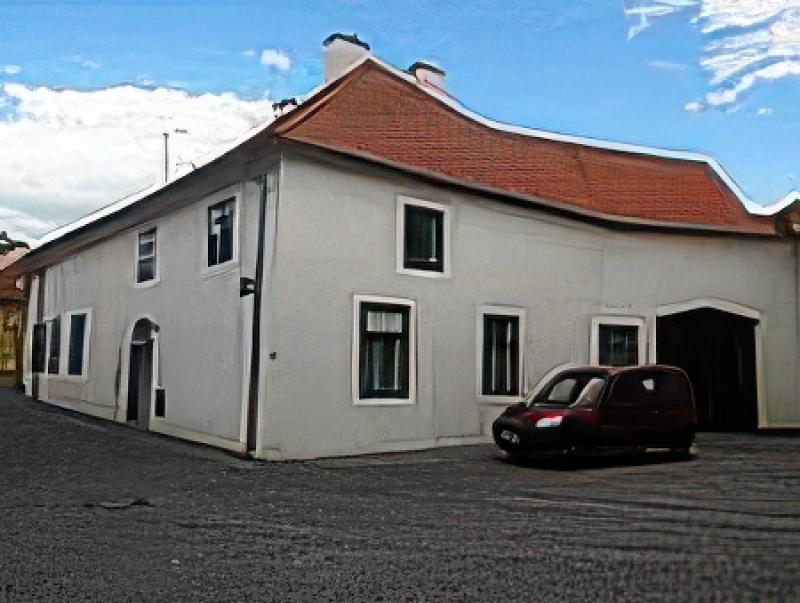 25. Městský dům č. p. 81, rejstř. č. 23738/4-2948, PO